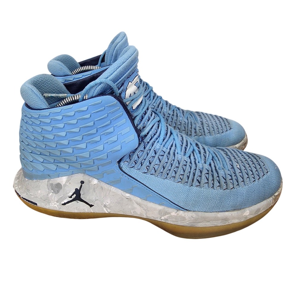 Air Jordan 32 UNC Tar Heels Basketball Shoes Mens 10 Blue Sneakers AA1253-406
